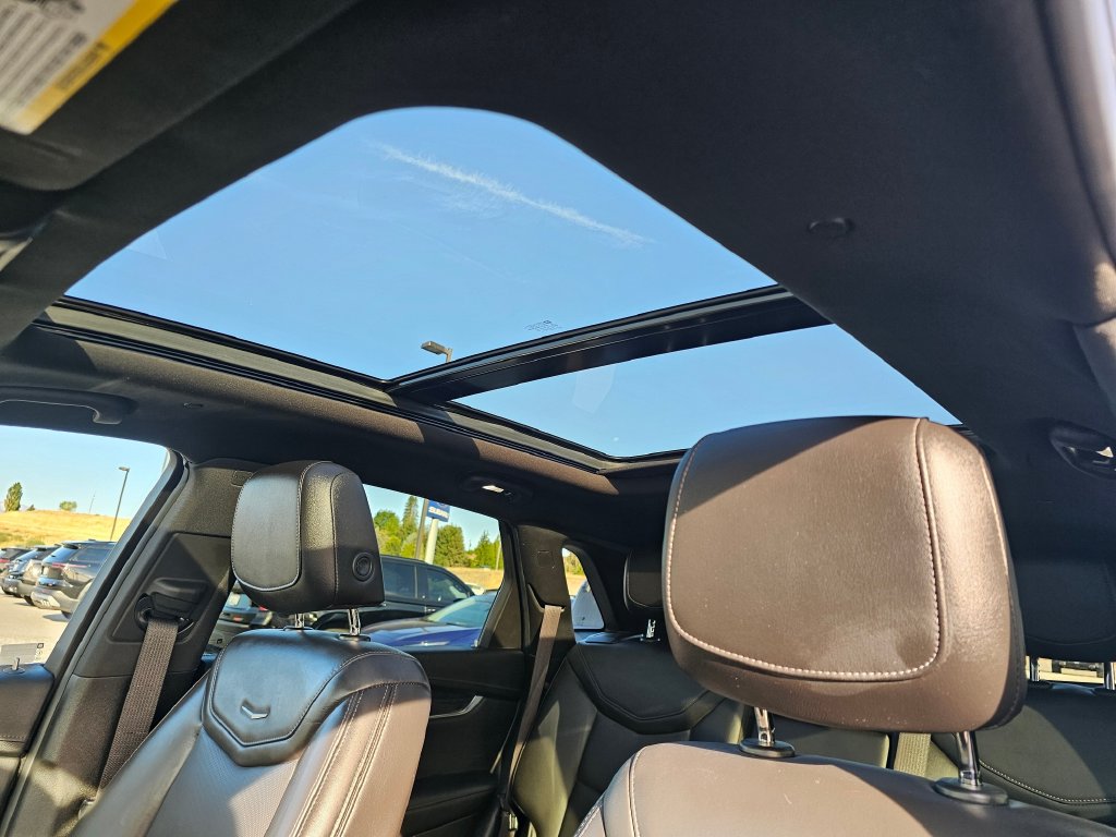Cadillac XT5 photo 29
