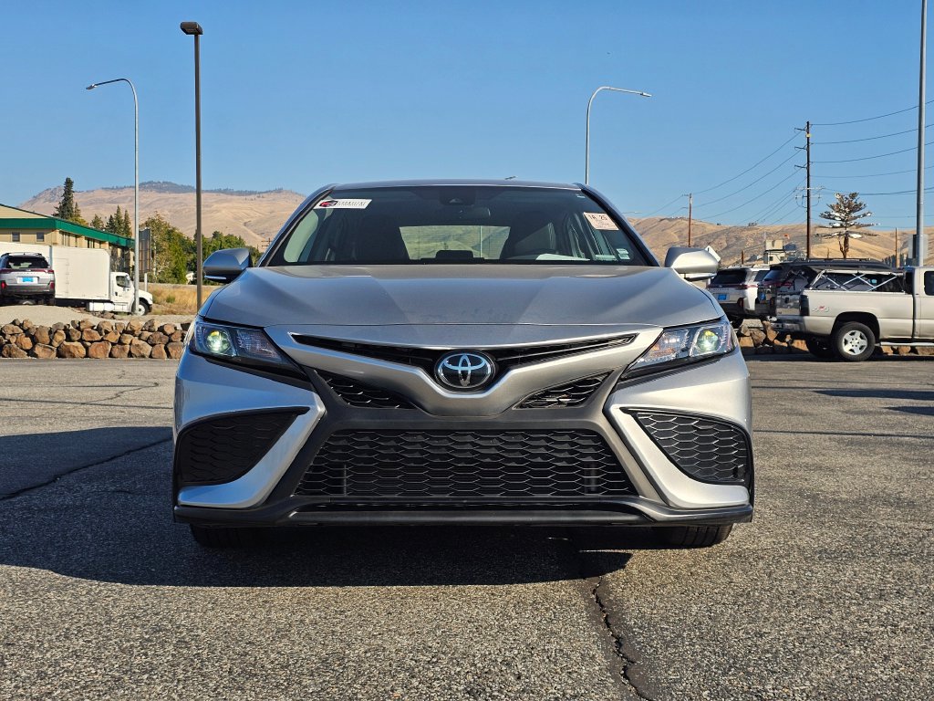 Toyota Camry photo 6