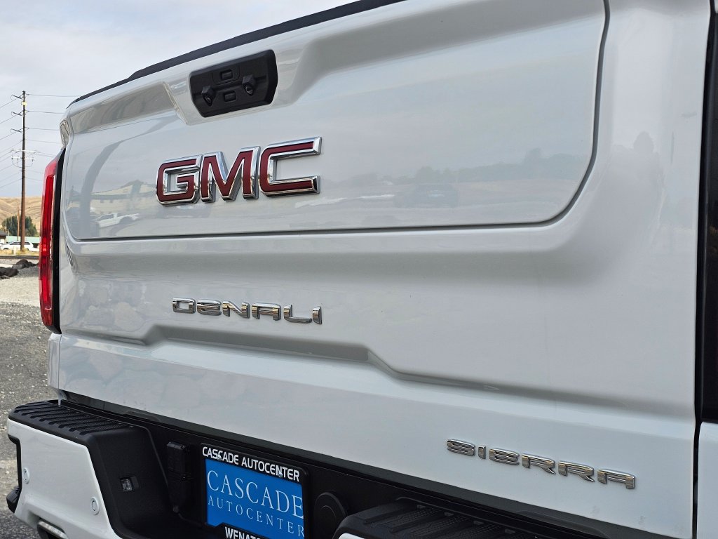 GMC Sierra photo 21