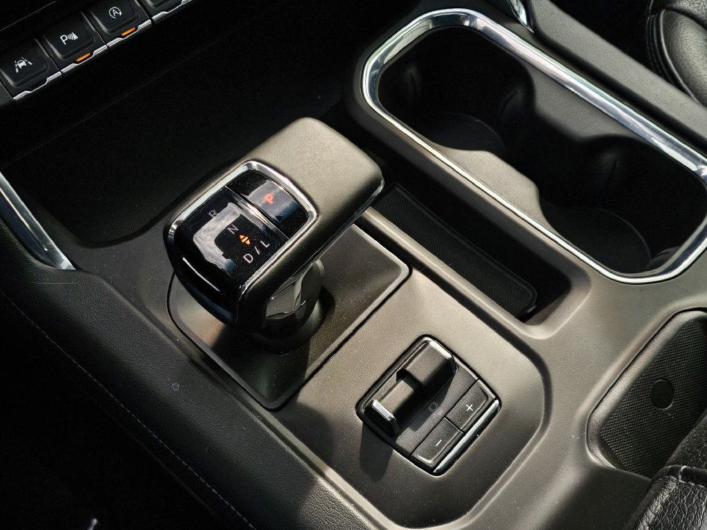 Photo 36 of this GMC Sierra 1500