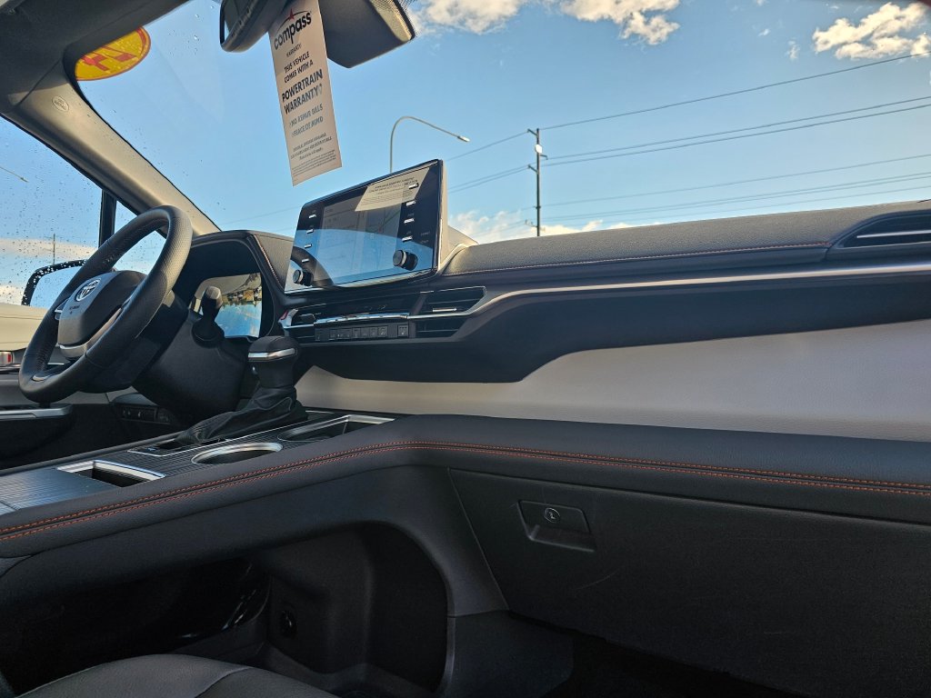 Toyota Sienna photo 18