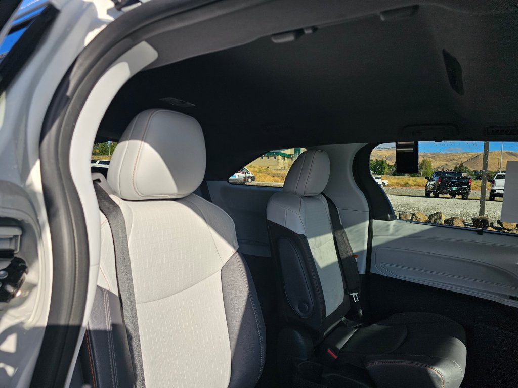 Toyota Sienna photo 20