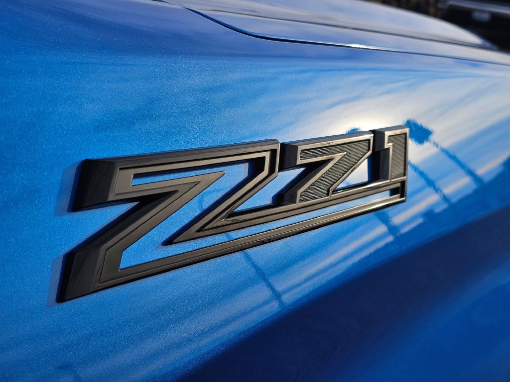 Chevrolet Silverado photo 22
