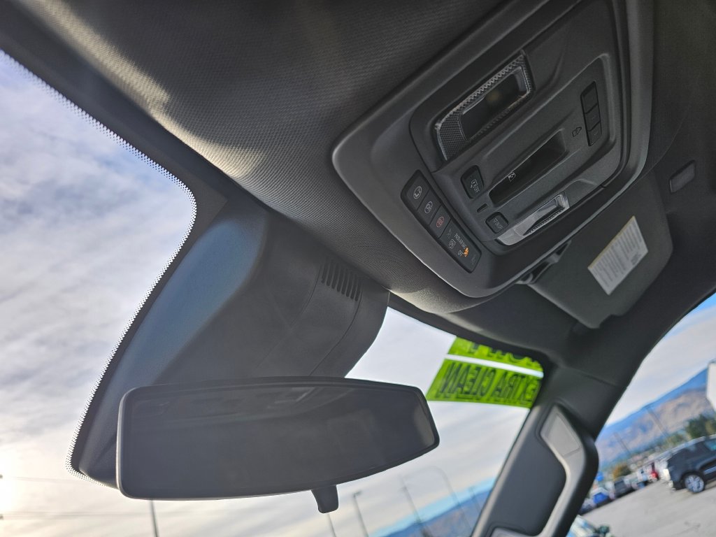 Chevrolet Silverado photo 31