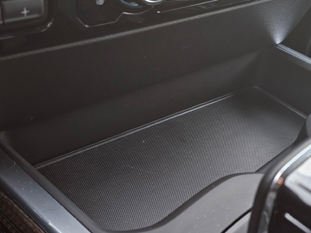 Chevrolet Silverado photo 35