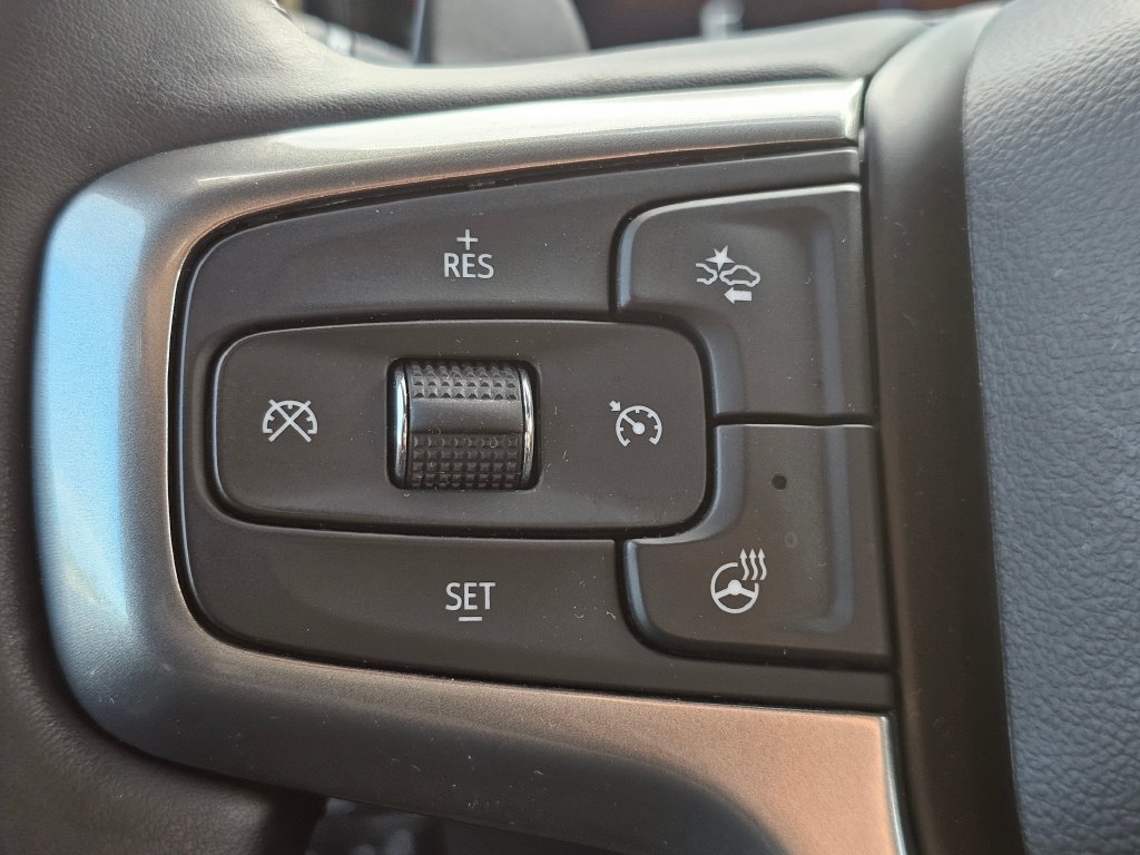 Chevrolet Silverado photo 38