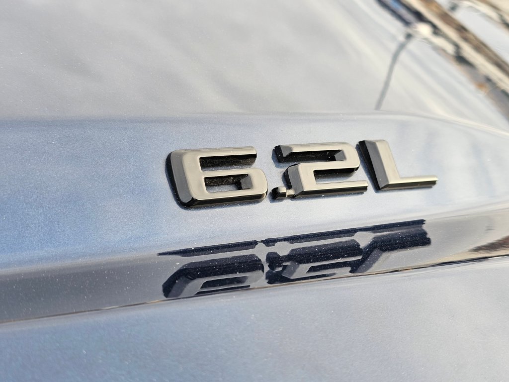 Chevrolet Silverado photo 22