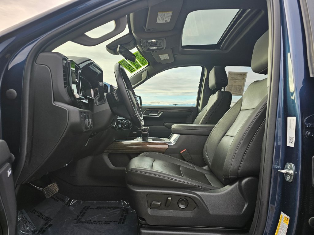 Chevrolet Silverado photo 28