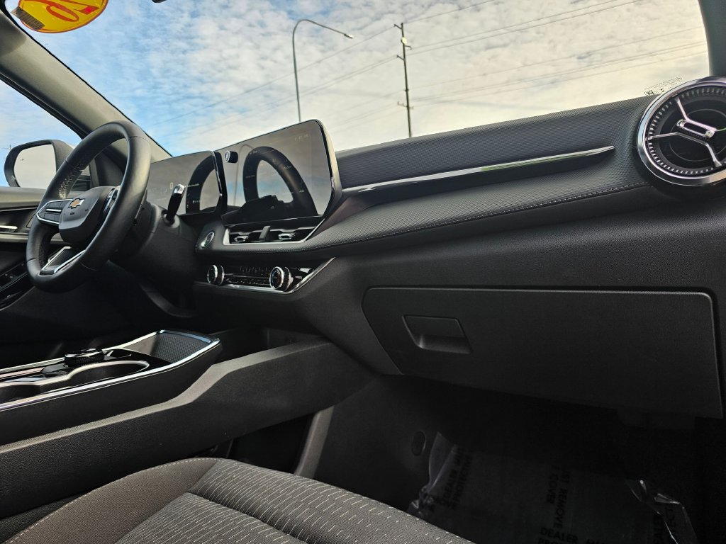 Chevrolet Equinox photo 18