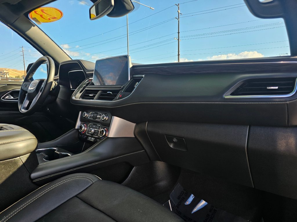 GMC Yukon XL photo 18