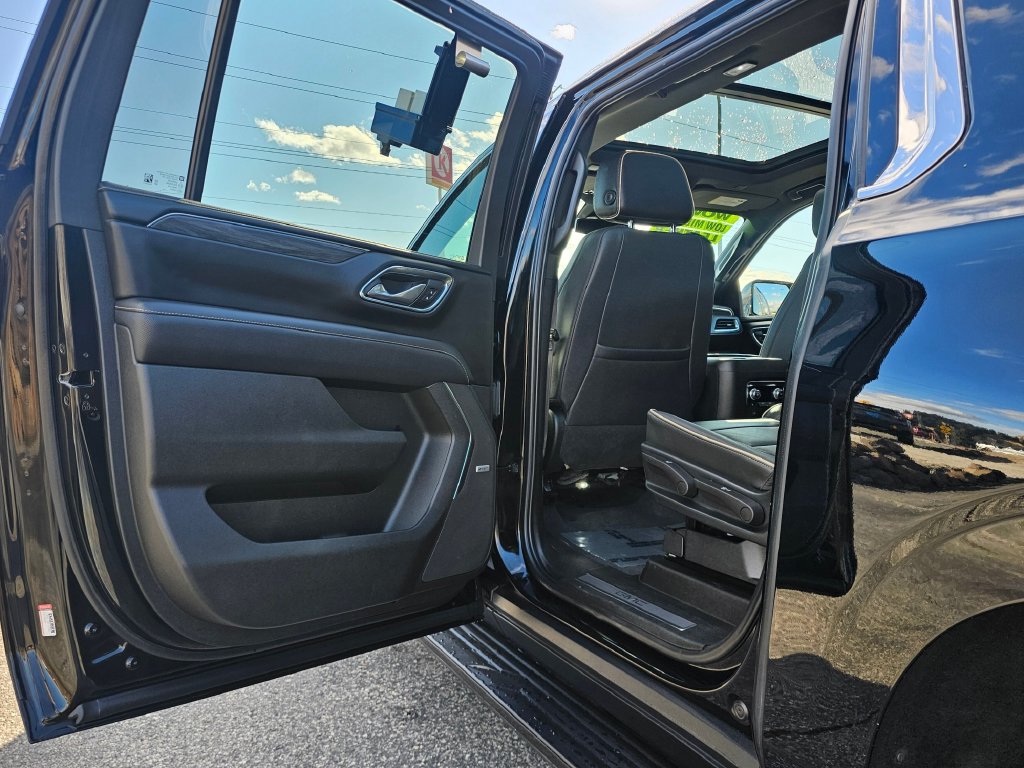 GMC Yukon XL photo 24