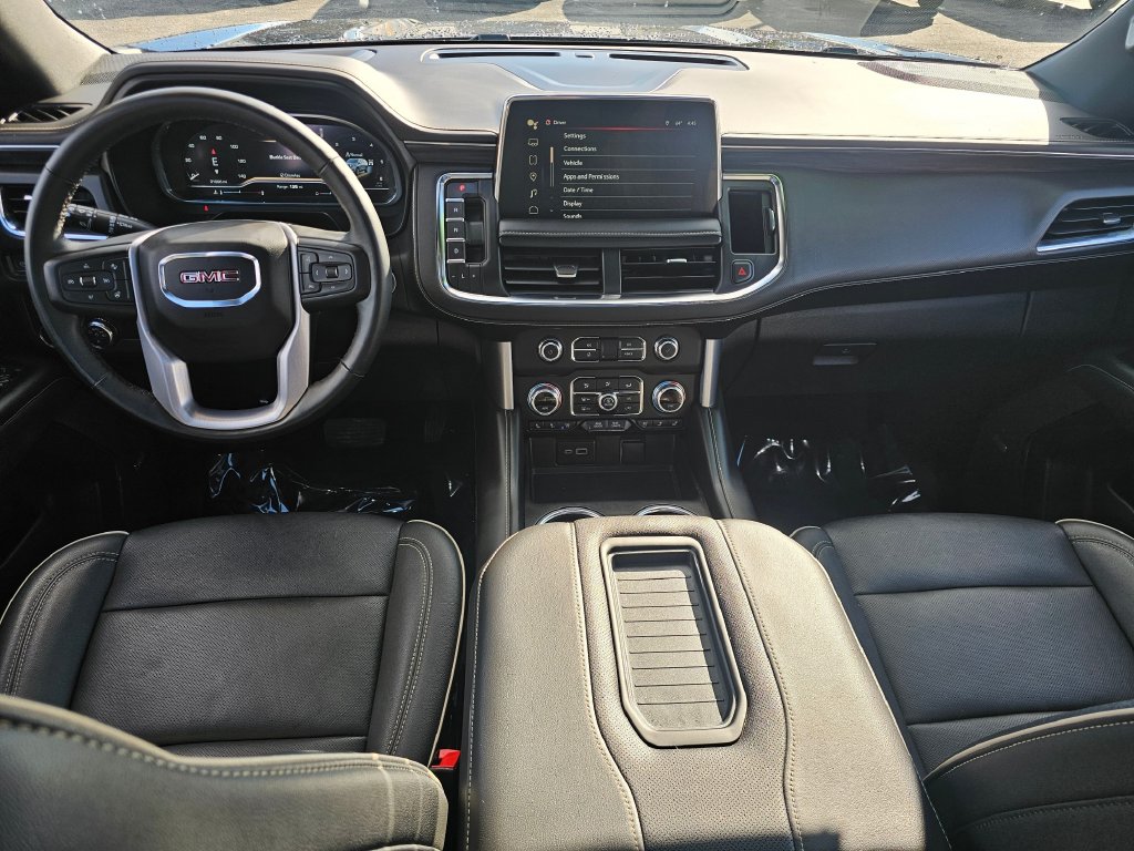GMC Yukon XL photo 26