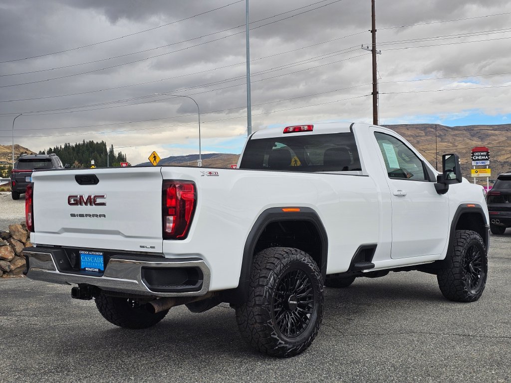 GMC Sierra photo 15