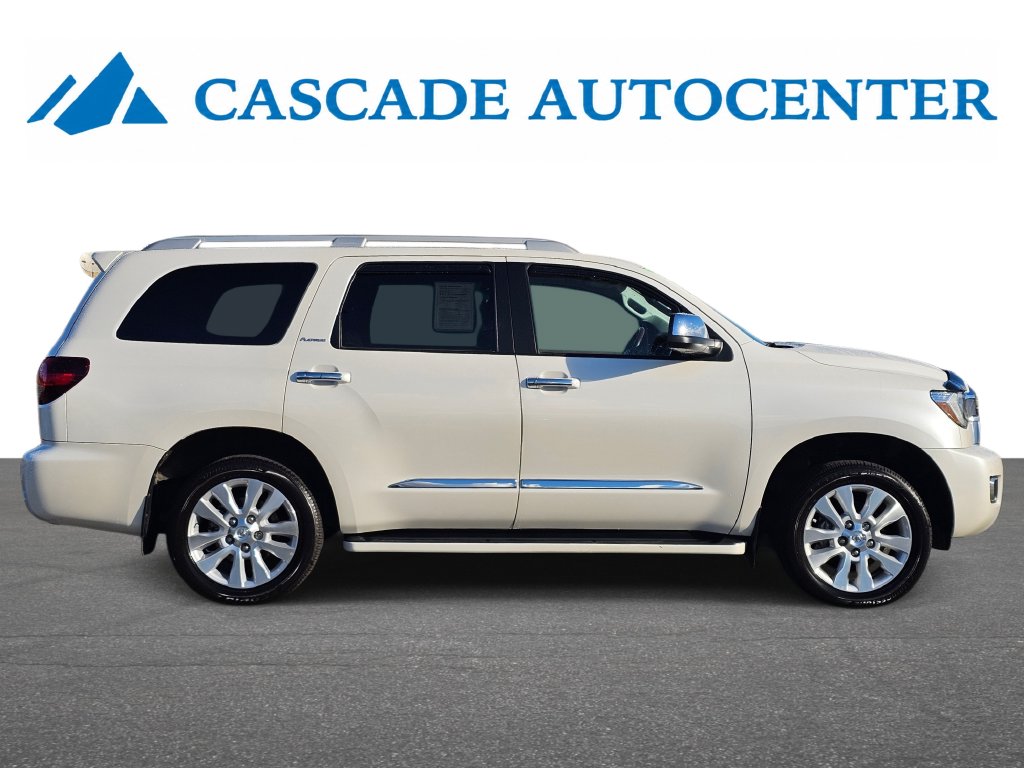 Toyota Sequoia photo 11
