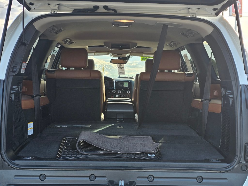 Toyota Sequoia photo 22