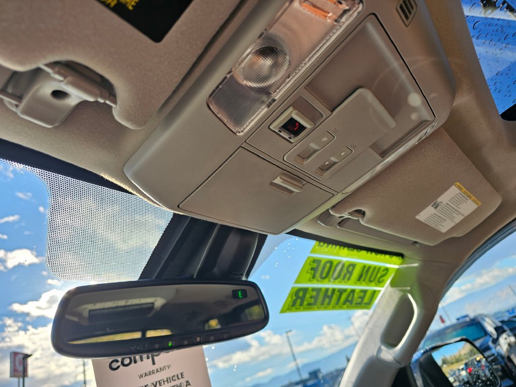 Toyota Sequoia photo 30