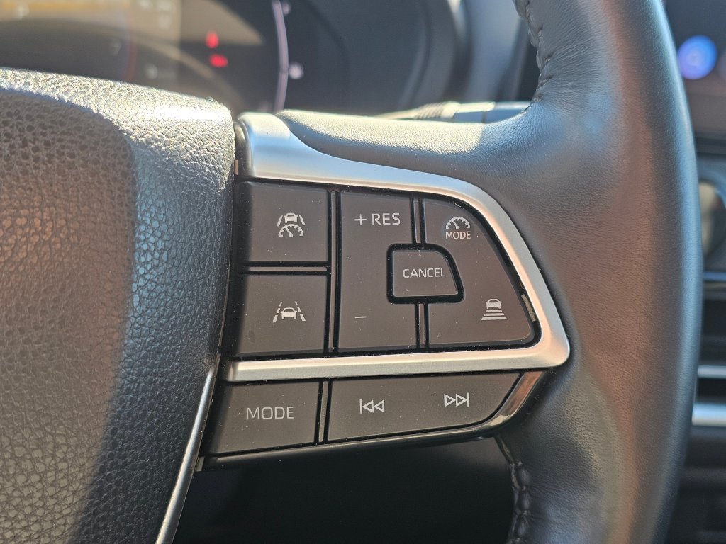 Toyota Grand Highlander photo 37