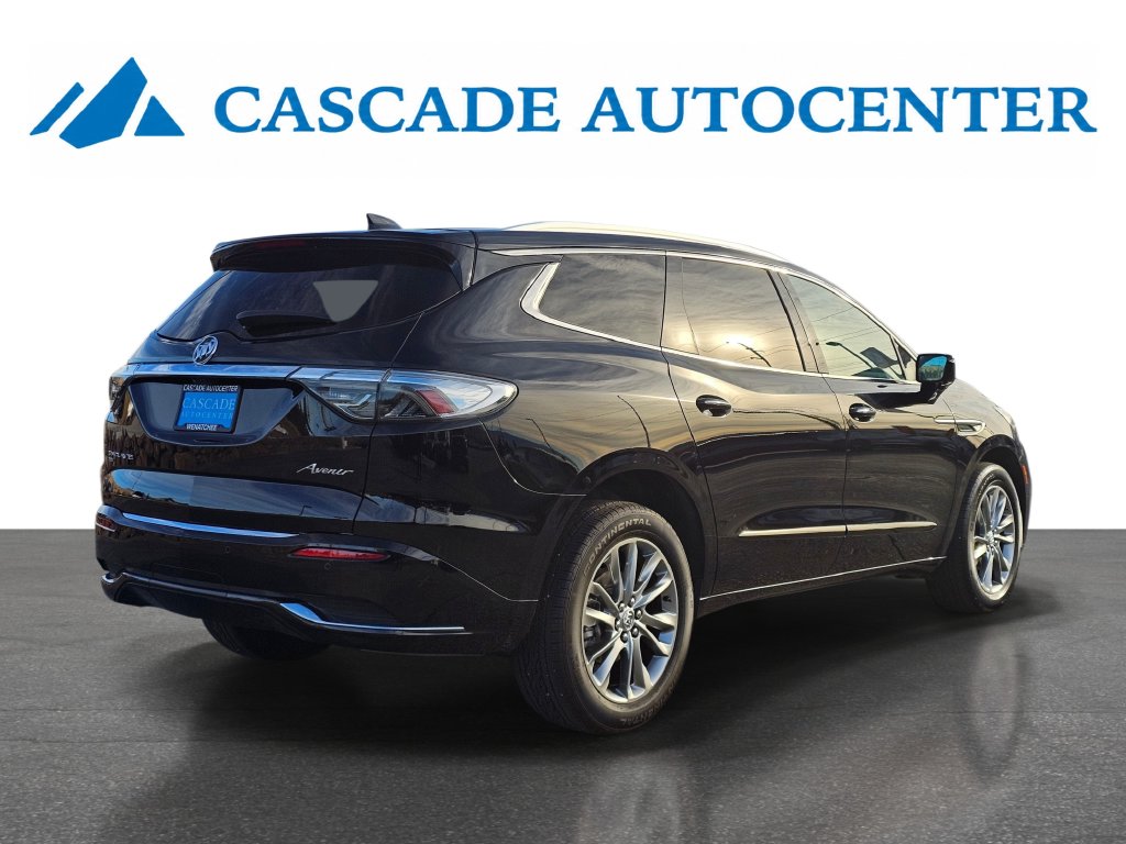 Buick Enclave photo 9