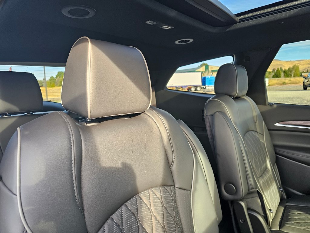 Buick Enclave photo 20
