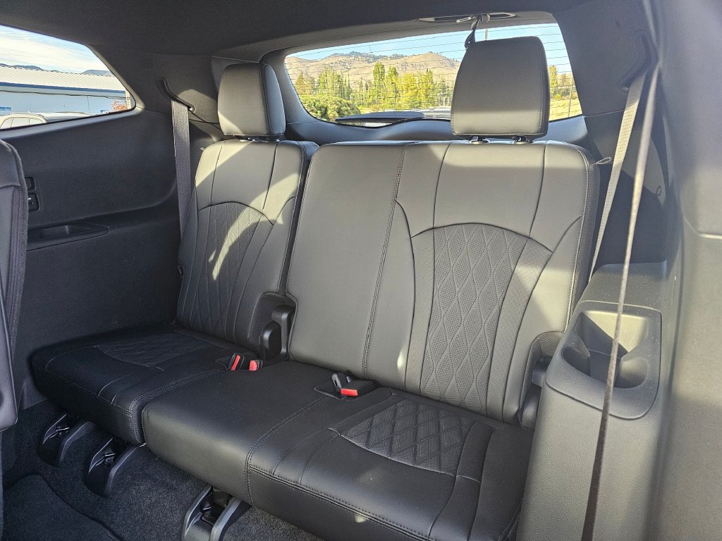 Buick Enclave photo 26