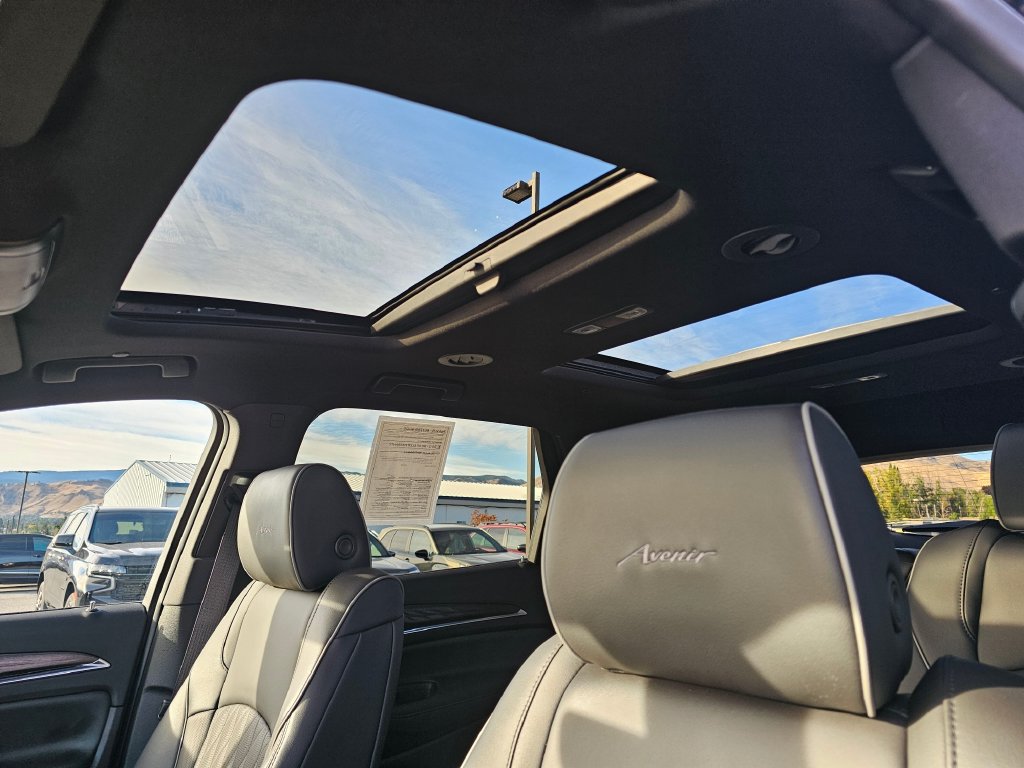 Buick Enclave photo 31