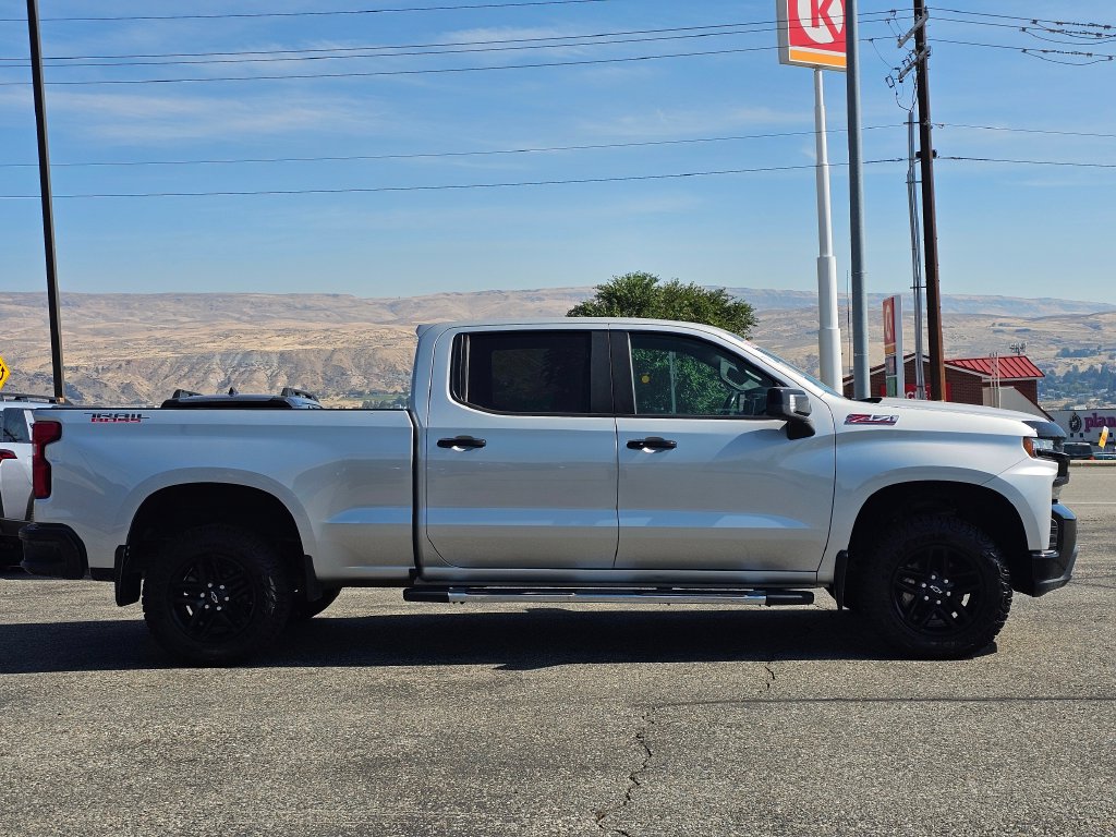 Chevrolet Silverado photo 6