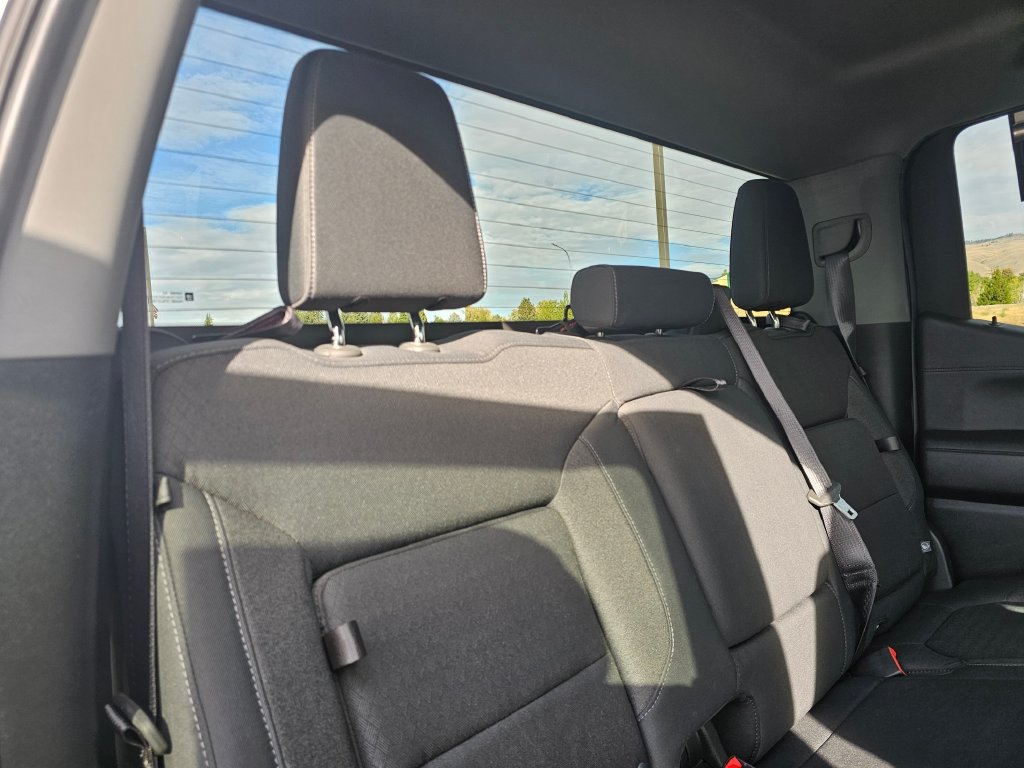 Photo 20 of this Chevrolet Silverado 1500