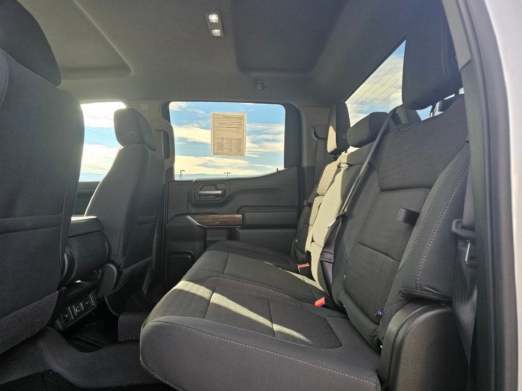 Photo 25 of this Chevrolet Silverado 1500