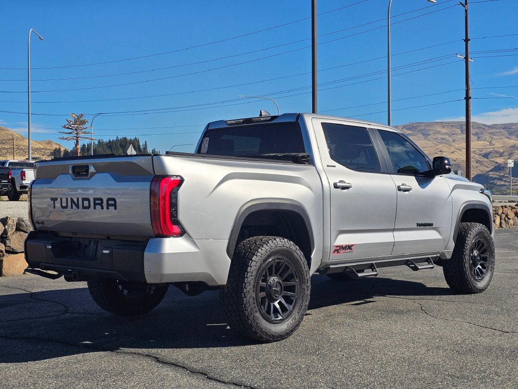 Toyota Tundra photo 4