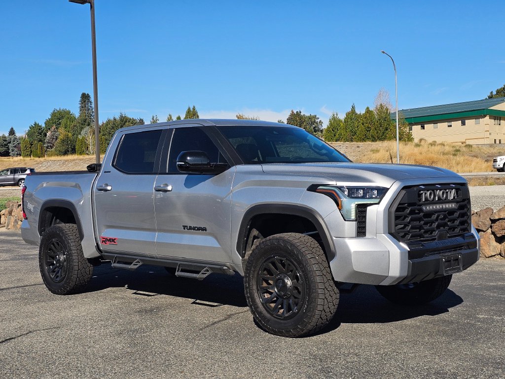 Toyota Tundra photo 6