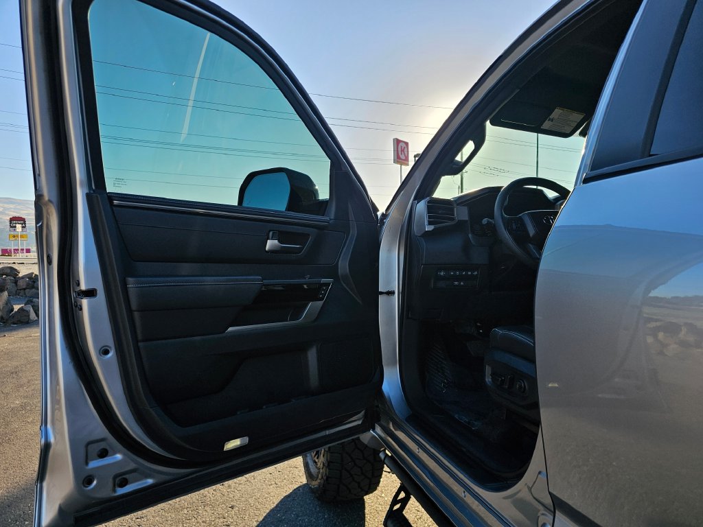 Photo 27 of this Toyota Tundra 4WD