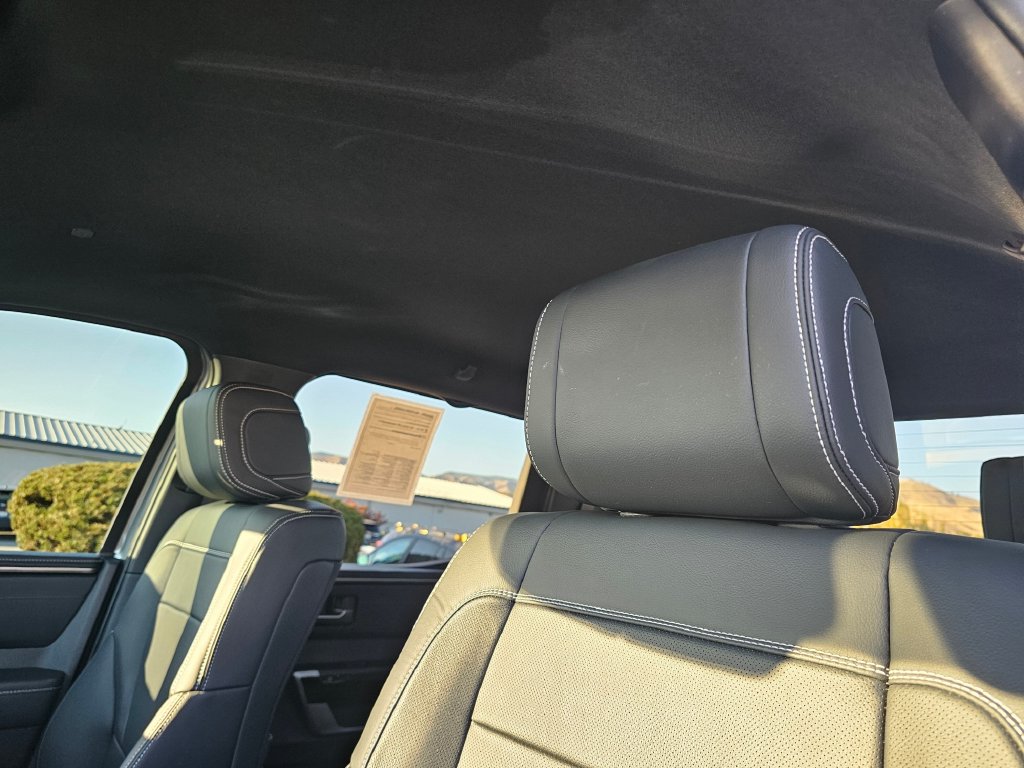 Photo 29 of this Toyota Tundra 4WD