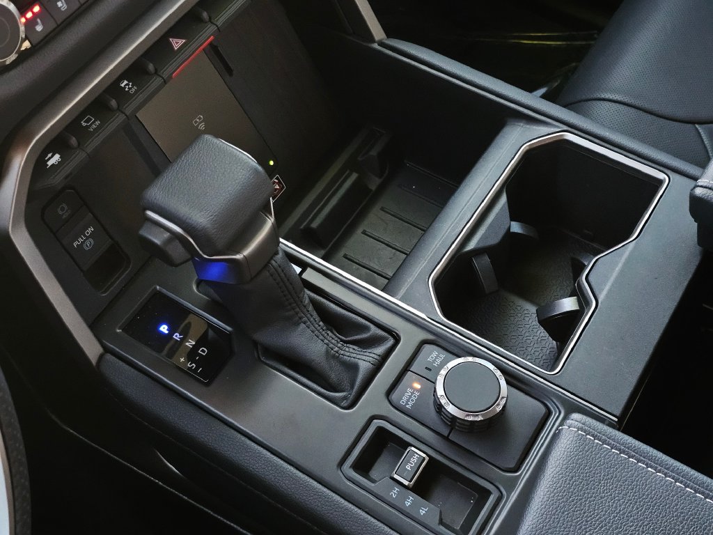 Photo 34 of this Toyota Tundra 4WD
