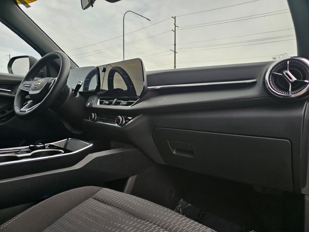 Chevrolet Equinox photo 18