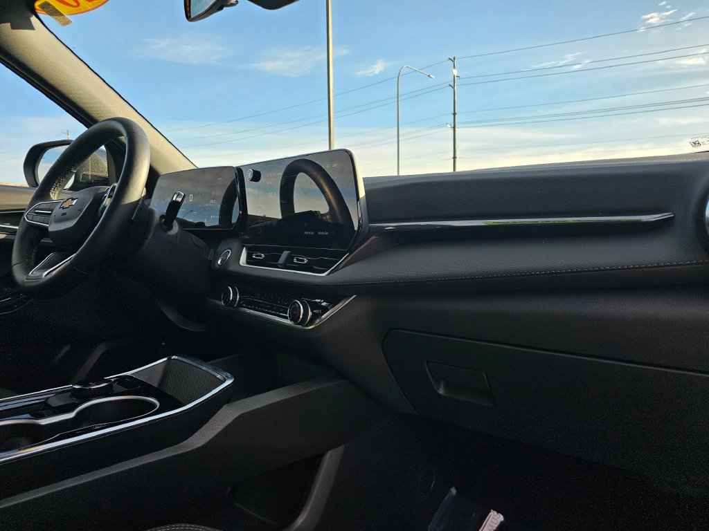 Chevrolet Equinox photo 18