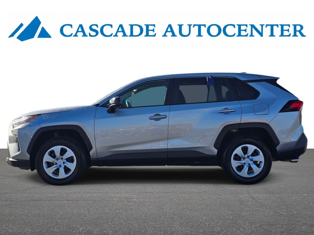Toyota RAV4 photo 3