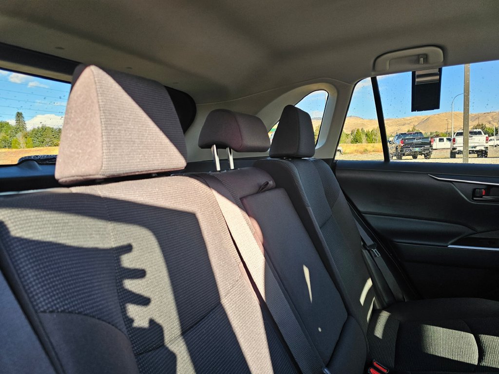 Toyota RAV4 photo 20