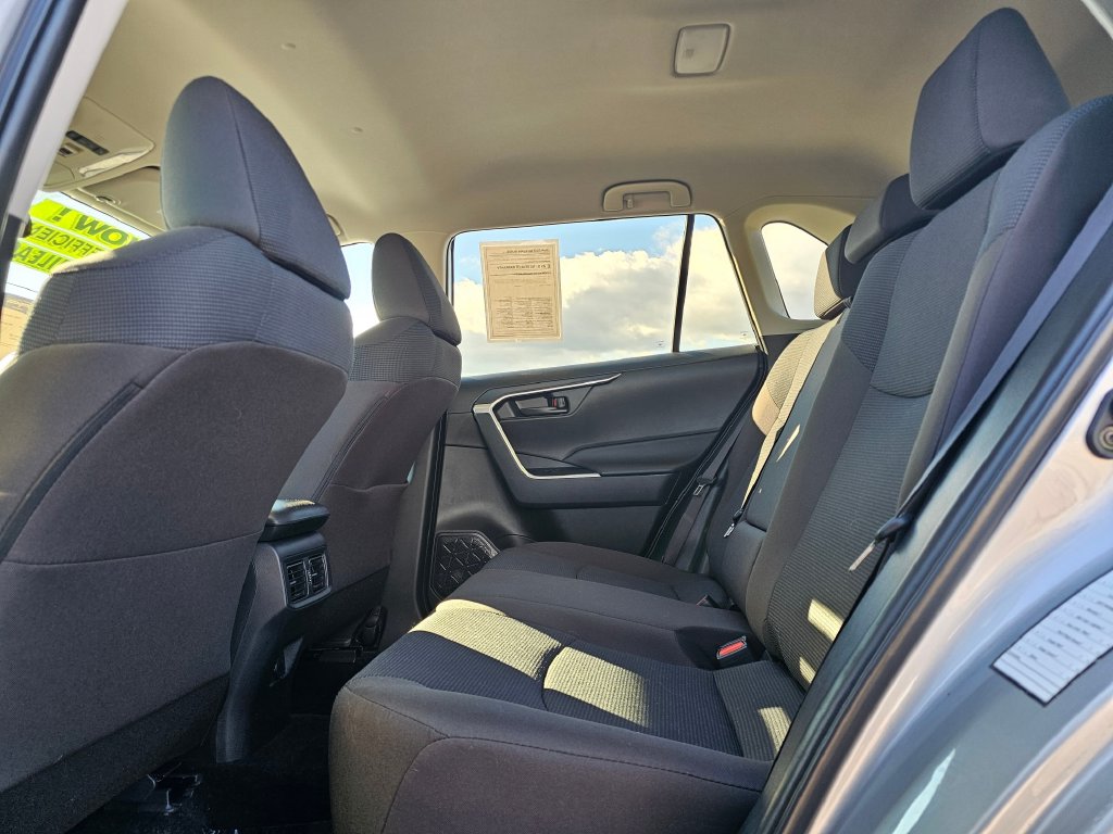 Toyota RAV4 photo 25