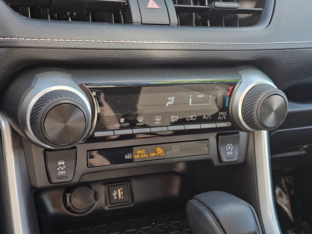 Toyota RAV4 photo 34