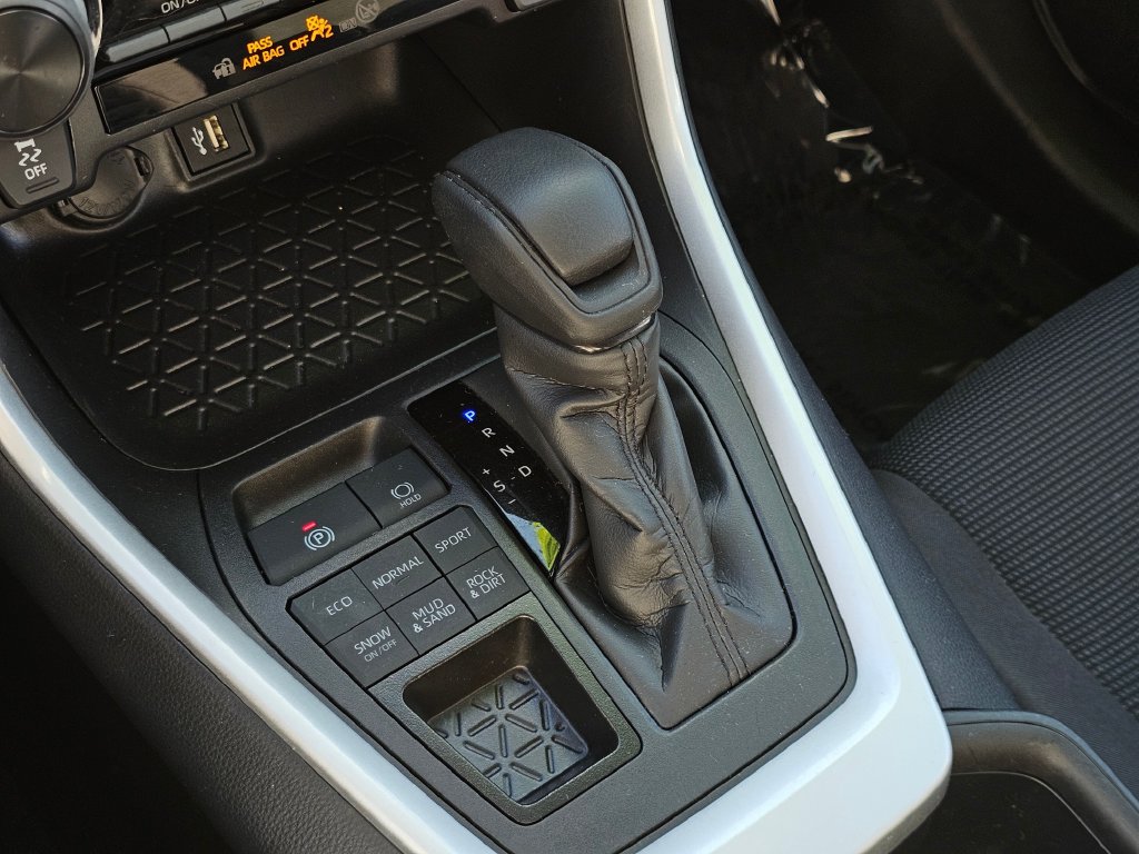 Toyota RAV4 photo 36