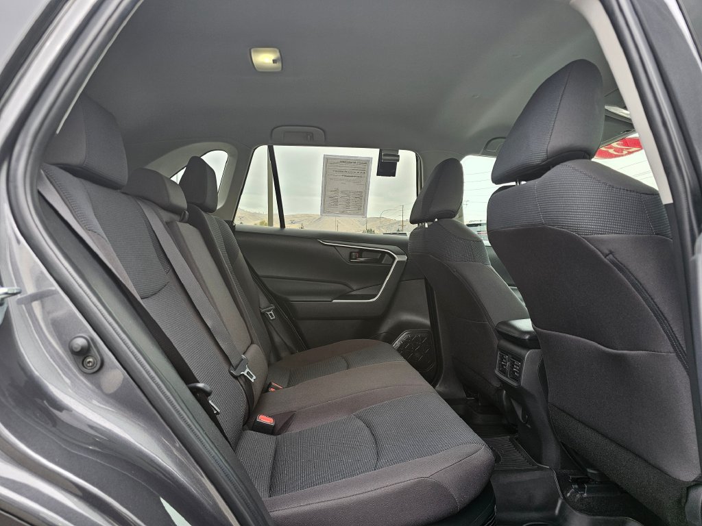 Toyota RAV4 photo 19