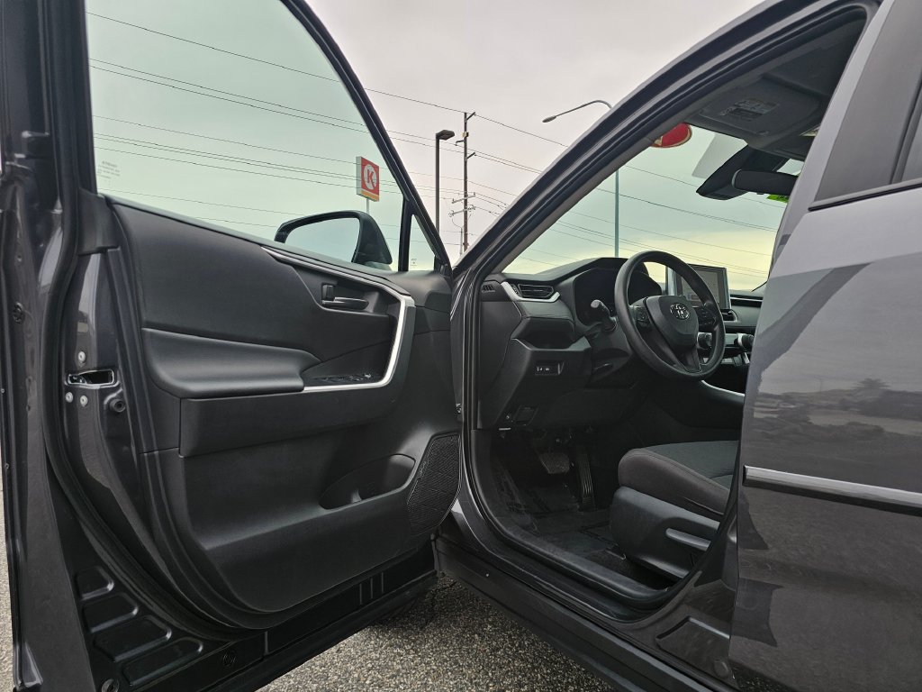 Toyota RAV4 photo 27