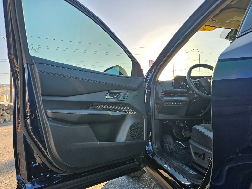 Nissan Ariya photo 28