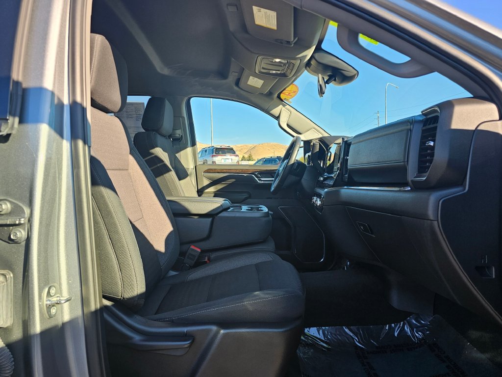 GMC Sierra photo 17