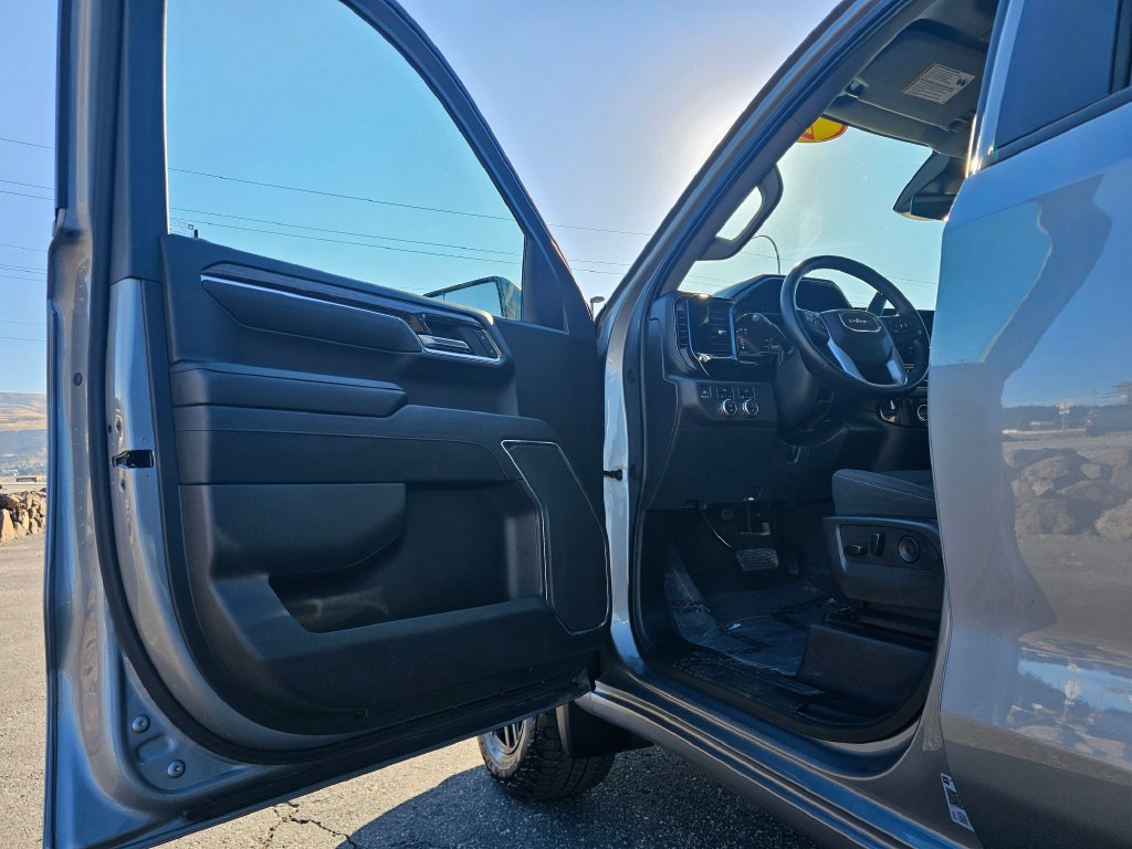 GMC Sierra photo 28