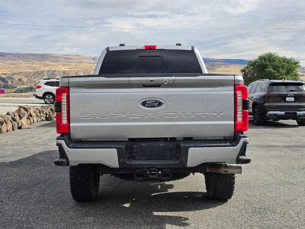 Ford F-350 photo 4