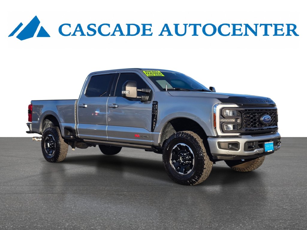 Photo 13 of this Ford Super Duty F-350 SRW