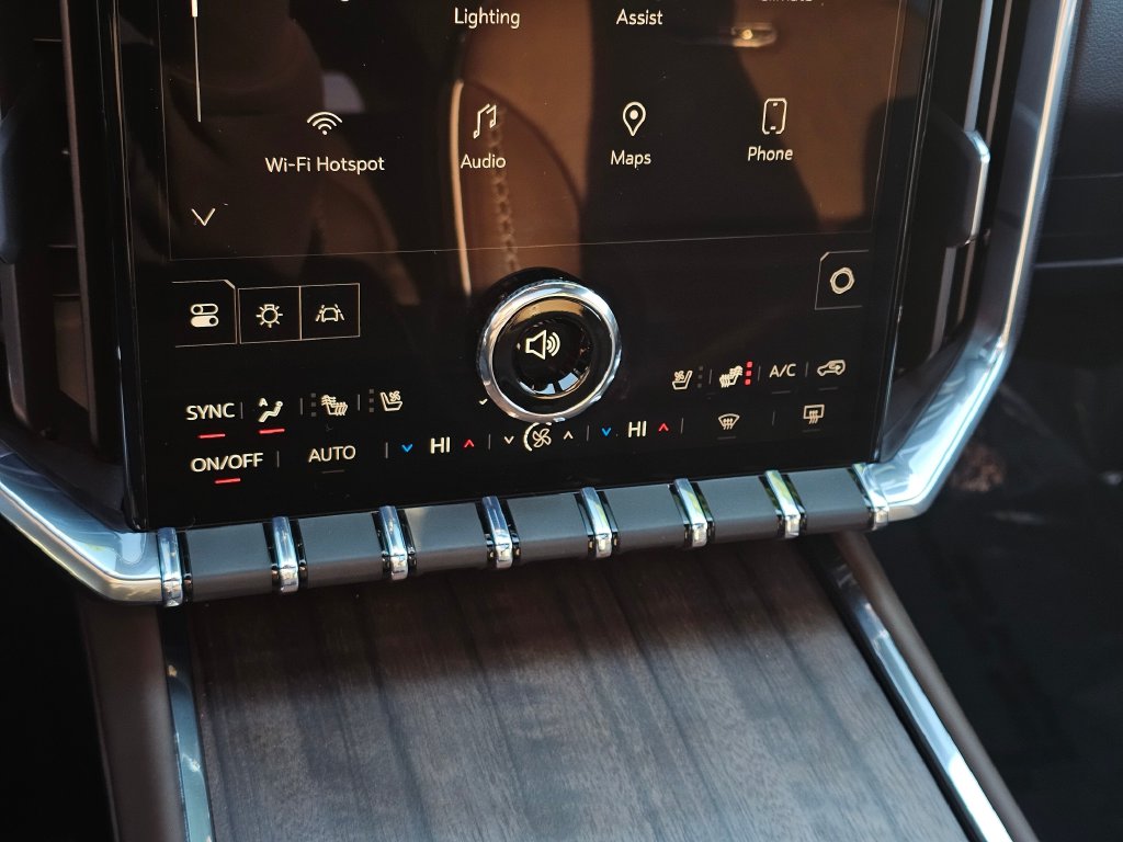 Photo 34 of this GMC Acadia