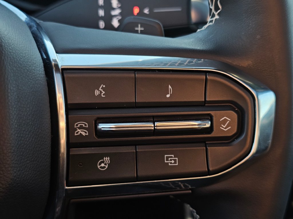 Photo 37 of this GMC Acadia