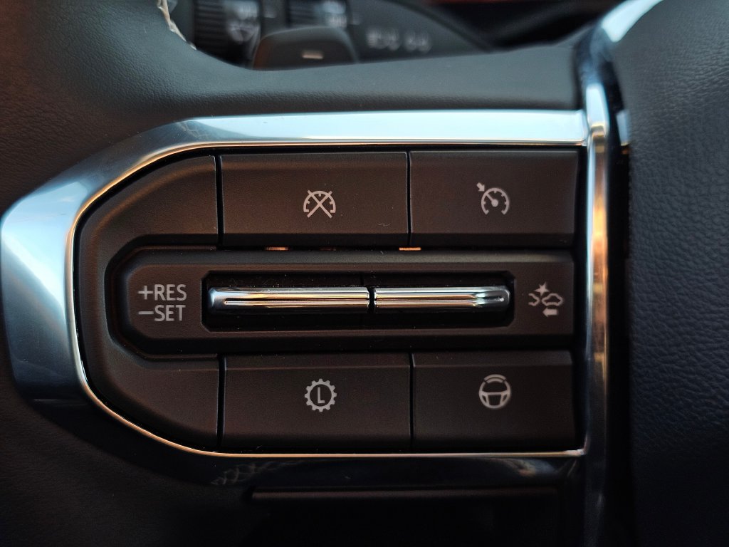 Photo 38 of this GMC Acadia